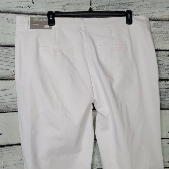CJ Banks Women’s Uptown Pant Classic Fit Straight Leg White 22W NWT - Picture 4 of 9